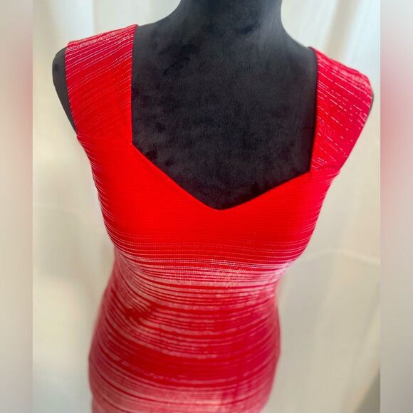 Honey Punch Red Holiday Party Dress w/ Silver Highlights, Stretchy, Size Medium - Picture 6 of 8